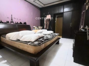 Rumah 2 Lantai Homey Dijual Murah Lingkungan Nyaman Dekat Stasiun