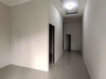 Rumah wisma indah siap huni 700 Jt negoo
