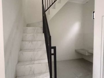 Rumah wisma indah siap huni 700 Jt negoo