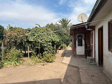 Casa en venta de 4 dorm. en Llallay a metros del centro civi