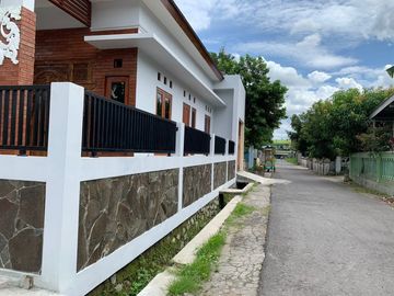 Rumah Limasan Siap Bangun Depan Candi Prambanan