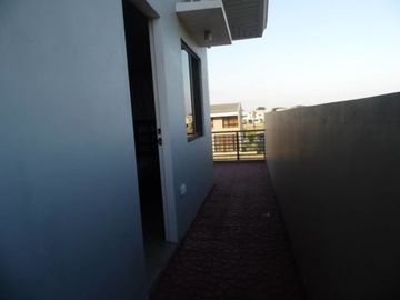Duplex House and Lot For Sale with 3 Bedrooms Good For Inves