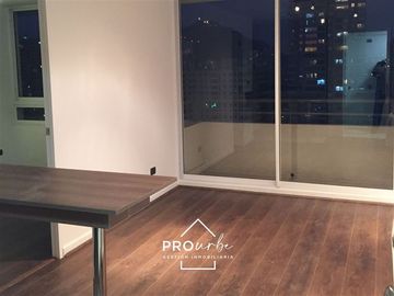 Departamento en Venta en Calle Rosas, cerca teatro Teletón