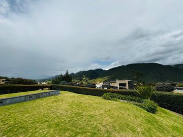 ALQUILO CASA DE CAMPO EN LA CALERA