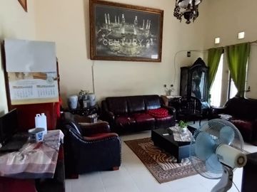 Rumah Strategis Harga Menarik Di Dekat Sekolah Al Azhar Bintaro