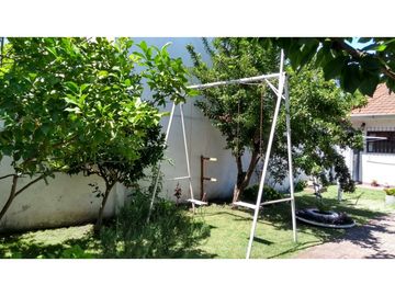 CHALET 4 AMB GARAGE DOBLE , PARQUE Y GRAN QUINCHO