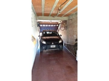 CHALET 4 AMB GARAGE DOBLE , PARQUE Y GRAN QUINCHO