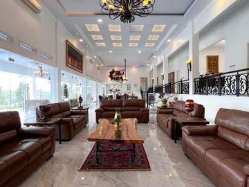 DIJUAL BANGUNAN LUAS / VILLA MEWAH di HAMBALANG / SENTUL, BOGOR