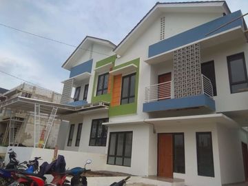 JUAL RUMAH 2 LANTAI CUMA 500 JUTAAN DEKAT PEMKAB BANDUNG BARAT