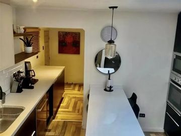 Casa en arriendo de 4 dorm. en Las Condes
