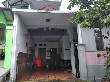 Rumah 2 Lantai Terawat Apik Siap Huni Belakang Kota Baru Padalarang Bandung Barat
