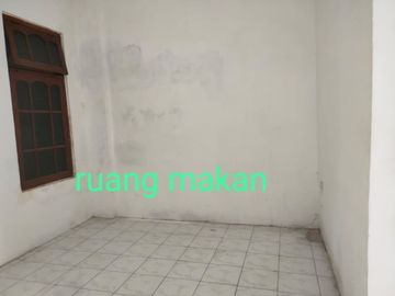 Dijual Cepat Rumah Hadap Barat Lokasi di Jl. Ikan Mungsing, Surabaya