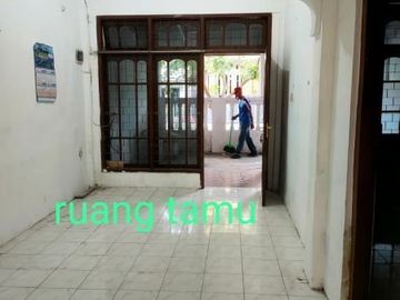 Dijual Cepat Rumah Hadap Barat Lokasi di Jl. Ikan Mungsing, Surabaya