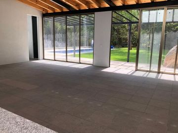 RESIDENCIA EN AVANDARO