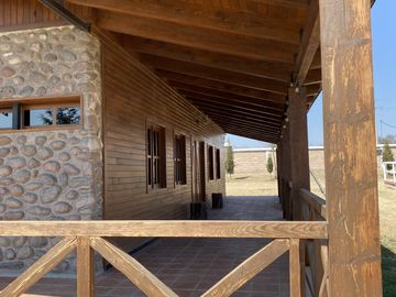 RANCHO 5 HECTARAS ENTRE POLOTITLAN Y NOPALA A 1 HORA DE QUERETARO