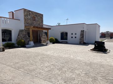 RANCHO 5 HECTARAS ENTRE POLOTITLAN Y NOPALA A 1 HORA DE QUERETARO
