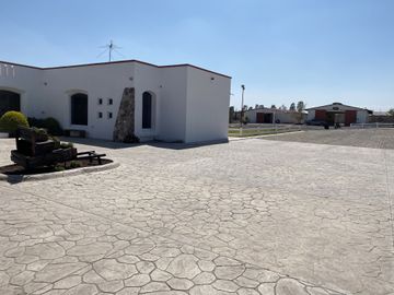 RANCHO 5 HECTARAS ENTRE POLOTITLAN Y NOPALA A 1 HORA DE QUERETARO