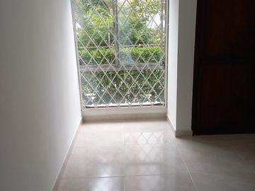 apartamento en venta en prados del norte. Cod V18276