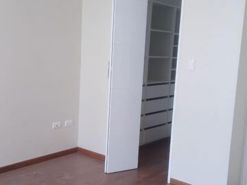 Alquilo Departamento En Estreno En Cayma