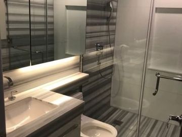 Condo for sale 3BR with parking Sakura Tower proscenium three bedroom condominium Rockwell center Makati