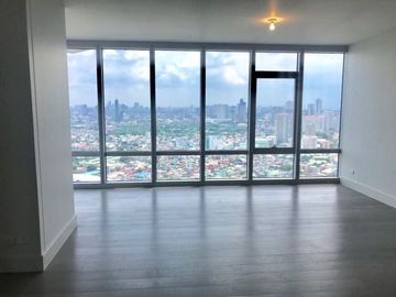 Condo for sale 3BR with parking Sakura Tower proscenium three bedroom condominium Rockwell center Makati