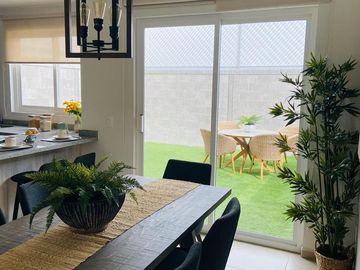 Oportunidad Casa en venta, nueva en fracc. privado con alberca en León Guanajuato, zona norte.