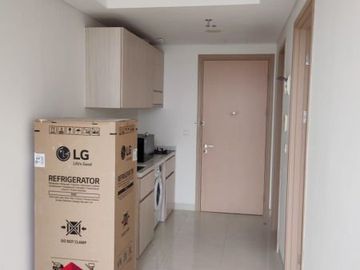 Disewa Apartemen Semi Furnished Lokasi Strategis