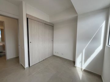 apartamento en arriendo en las vegas. Cod A9433922