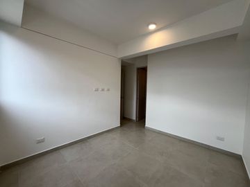 apartamento en arriendo en las vegas. Cod A9433922