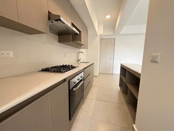 apartamento en arriendo en las vegas. Cod A9433922