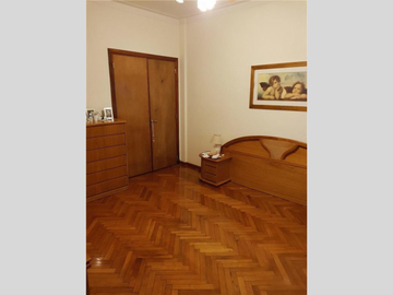 *NUEVO PRECIO* Piso en Venta en Congreso 4 dormitorios 3 baños 180 m2, balcón al frente – Rivadavia 1800