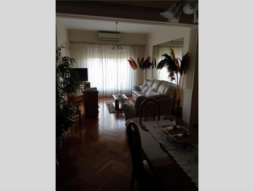 *NUEVO PRECIO* Piso en Venta en Congreso 4 dormitorios 3 baños 180 m2, balcón al frente – Rivadavia 1800