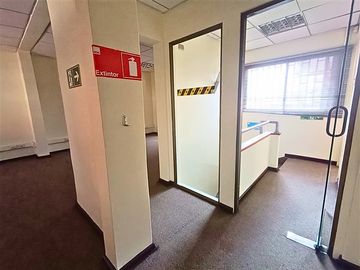 Oficina en arriendo en Providencia