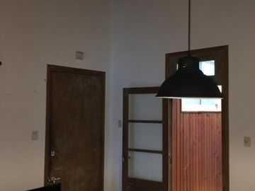 "" Barrio Ingles "" Departamento de 3 Ambientes 1º Piso C/ Patio