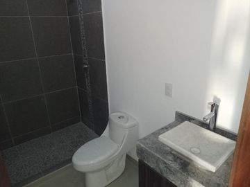 CASA EN PREVENTA EN QUINTAS DEL PALMAR, TORREÓN, COAHUILA.