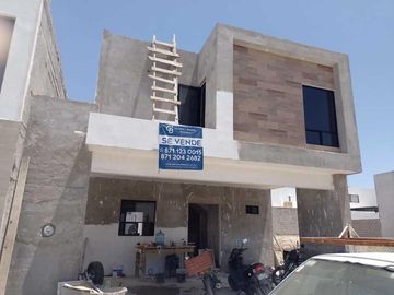CASA EN PREVENTA EN QUINTAS DEL PALMAR, TORREÓN, COAHUILA.