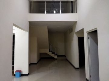 Kontrak Sewa Rumah Citraland Surabaya Barat MURAH dkt GWalk Nyaman