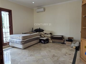 Dijual Rumah Mewah Di Bintaro Sektor 3 Siap Huni Harga Nego