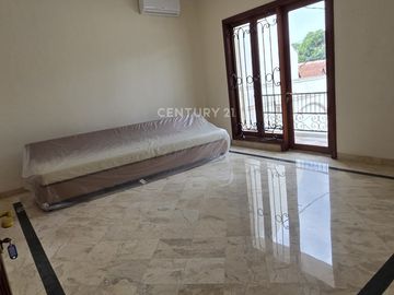 Dijual Rumah Mewah Di Bintaro Sektor 3 Siap Huni Harga Nego
