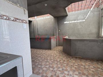 🏡 ¡Casa En Ocasión – 3 Pisos | 103 M² | Ubicación Estratégica! 🔥