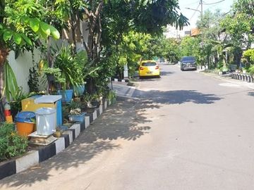 Rumah 2 lantai di wisma pagesangan selangkah dari masjid agung sby RoW 9 meter