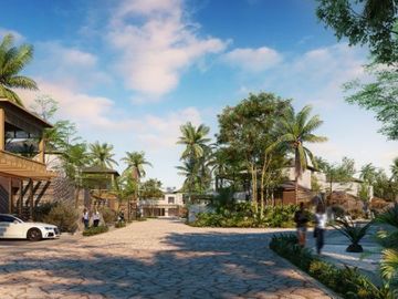 Casa en campo de golf,  jardín con alberca privada, área de juegos para niños y