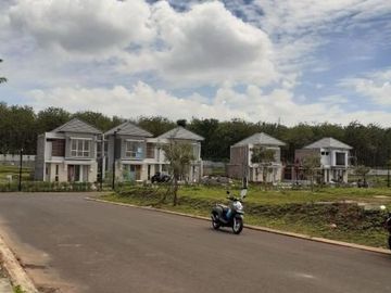 VALLERY rumah indah sejuk di Citraland Bsb Ngaliyan