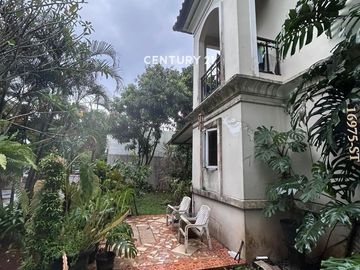 Dijual Rumah Posisi Pojok Dalam Komplek Di Sektor 9 Bintaro