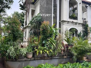 Dijual Rumah Posisi Pojok Dalam Komplek Di Sektor 9 Bintaro