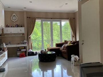 Dijual Rumah Casa Jardin 9x15 3lt 5KT bagus n766