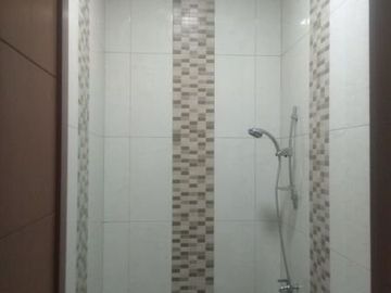 Rumah di Rempoa Ciputat, Tangerang Sel.atan. Baru 2 lantai