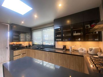 Casa con vista y acceso al Lago Ranco