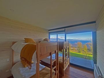 Casa con vista y acceso al Lago Ranco