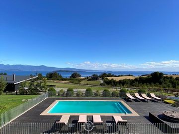 Casa con vista y acceso al Lago Ranco
